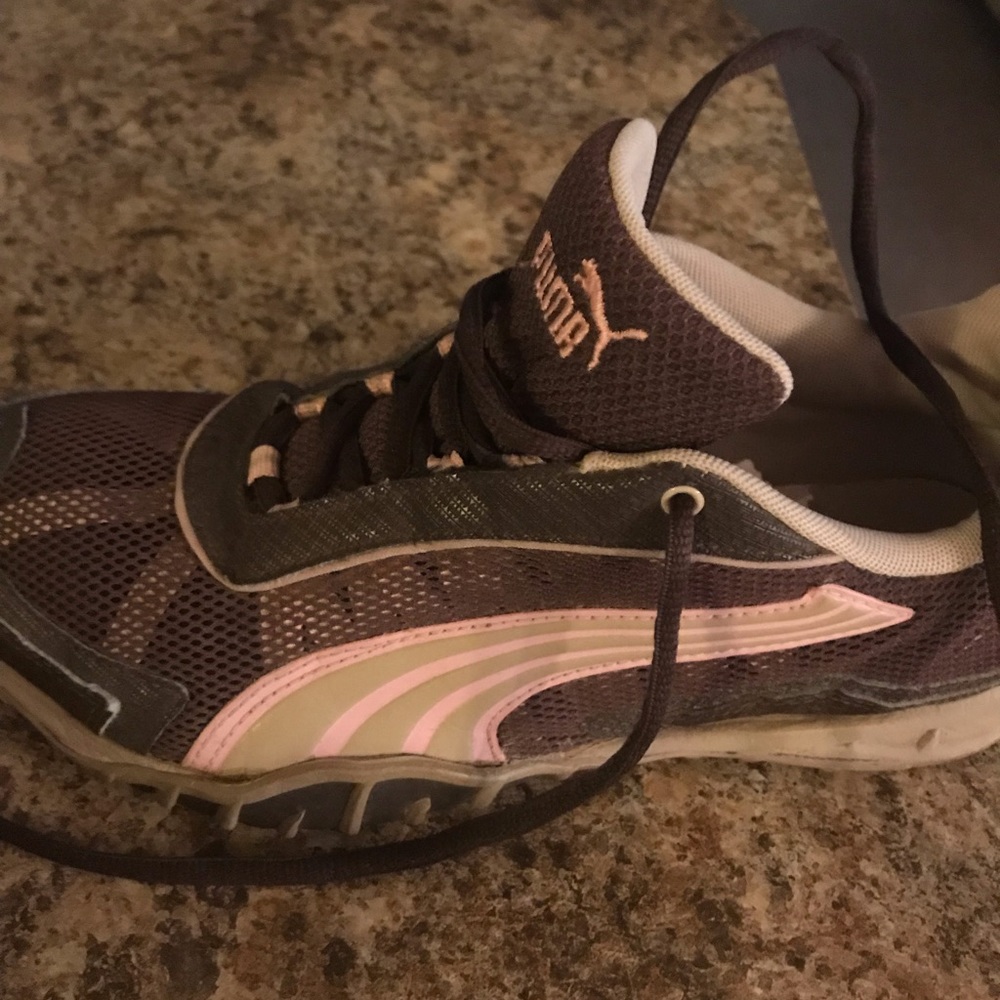 💥☄️💥☄️PUMA RUNNING SHOES ☄️💥☄️💥